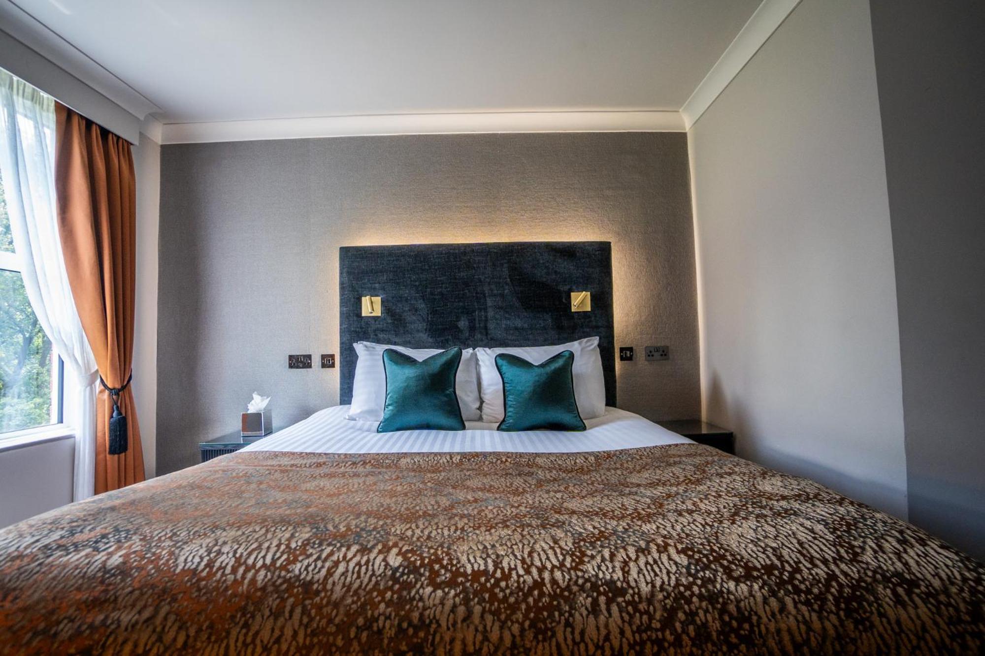 Hunton Park Hotel Кінґс-Ленґлі Екстер'єр фото